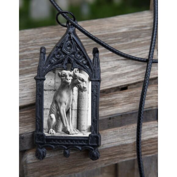 Cerberus Pendant Stone Statue Cathedral Goblin Hades Hound Hellgate Necklace - Picture 2 of 3